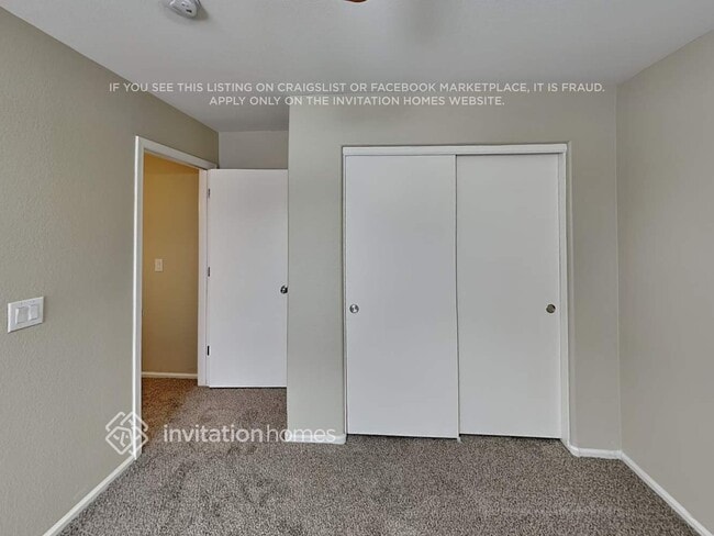 Building Photo - 785 E Beargrass Pl