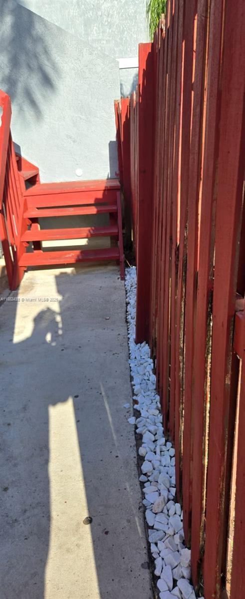 Building Photo - 12 N Crossings Cir