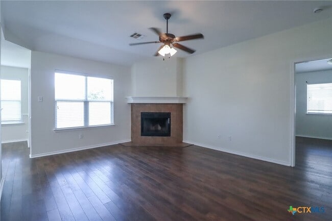 Building Photo - 7819 Bridgepointe Dr