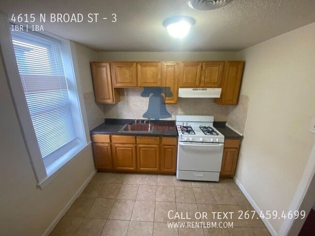 Building Photo - 4615 N Broad St