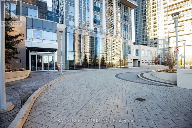 Building Photo - 275-1275 Village Green Square