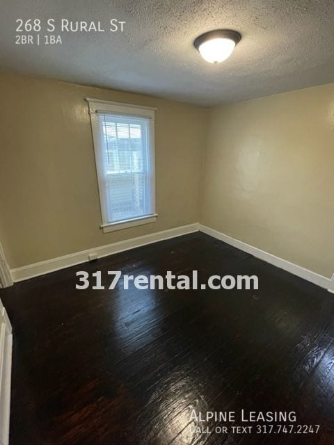 Building Photo - Near East 2BR House w/Fenced Backyard!