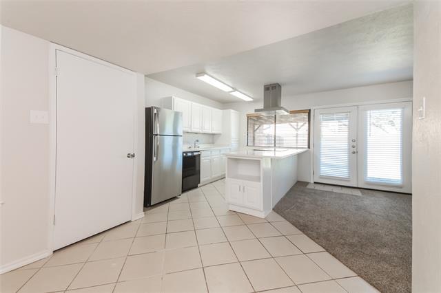 Building Photo - 713 Arbor Downs Dr