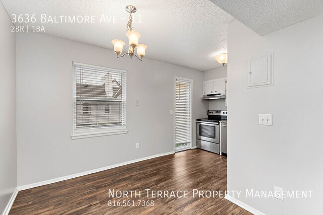 Building Photo - Nicely Renovated 2BR w/ Modern Updates in ...