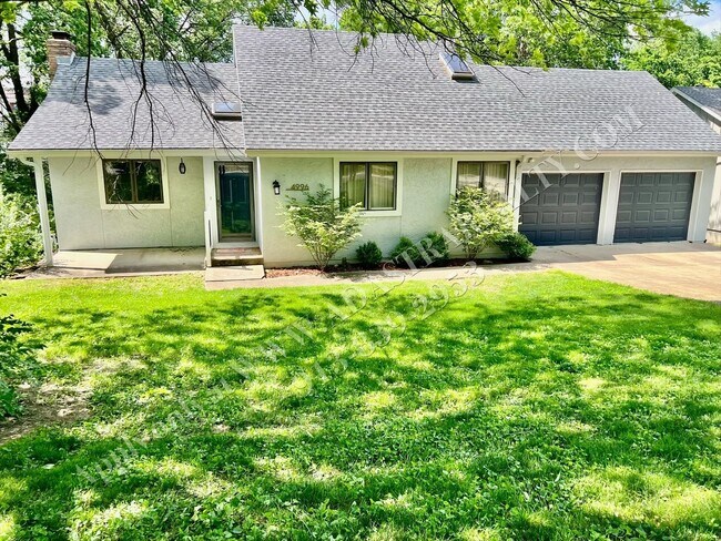 Foto del edificio - Beautiful UPDATED Ranch in Mission-Availab...