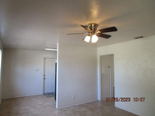 Building Photo - 731 Fairmount Rd
