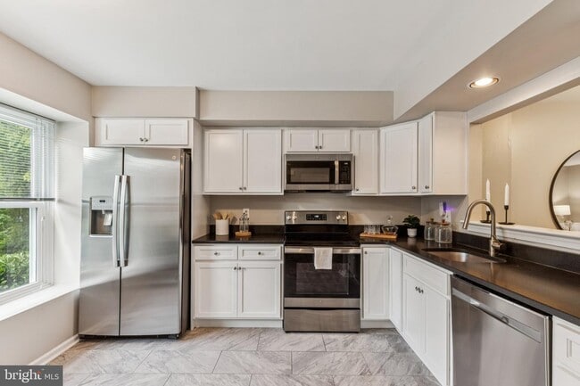 Cocina - 81 Talbot Ct