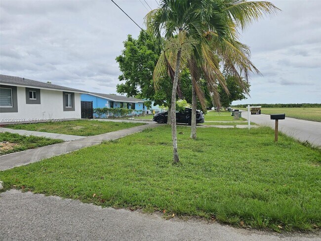 Foto del edificio - 75 SW 18th Ave
