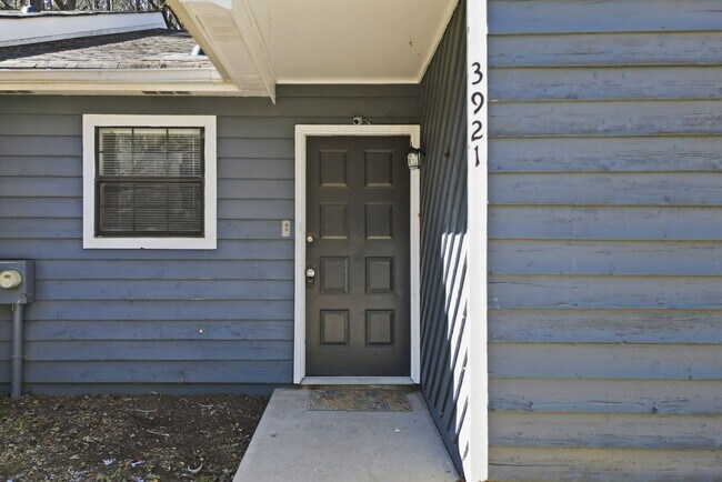 Foto del edificio - 3921 Henry Ct