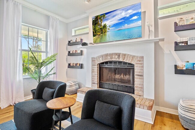 Foto del edificio - 4 Susan Pl