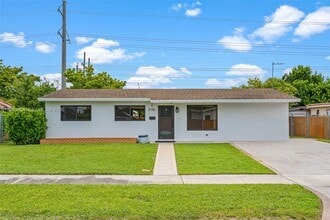 Building Photo - 5110 SW 106th Ave