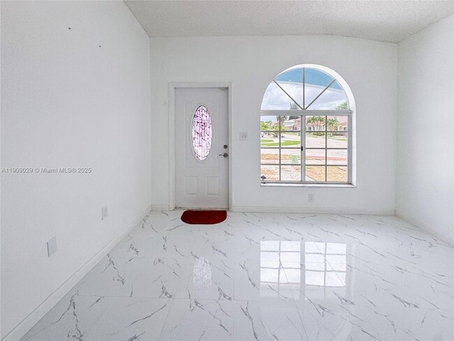 Foto del edificio - 1382 SE 11th Pl