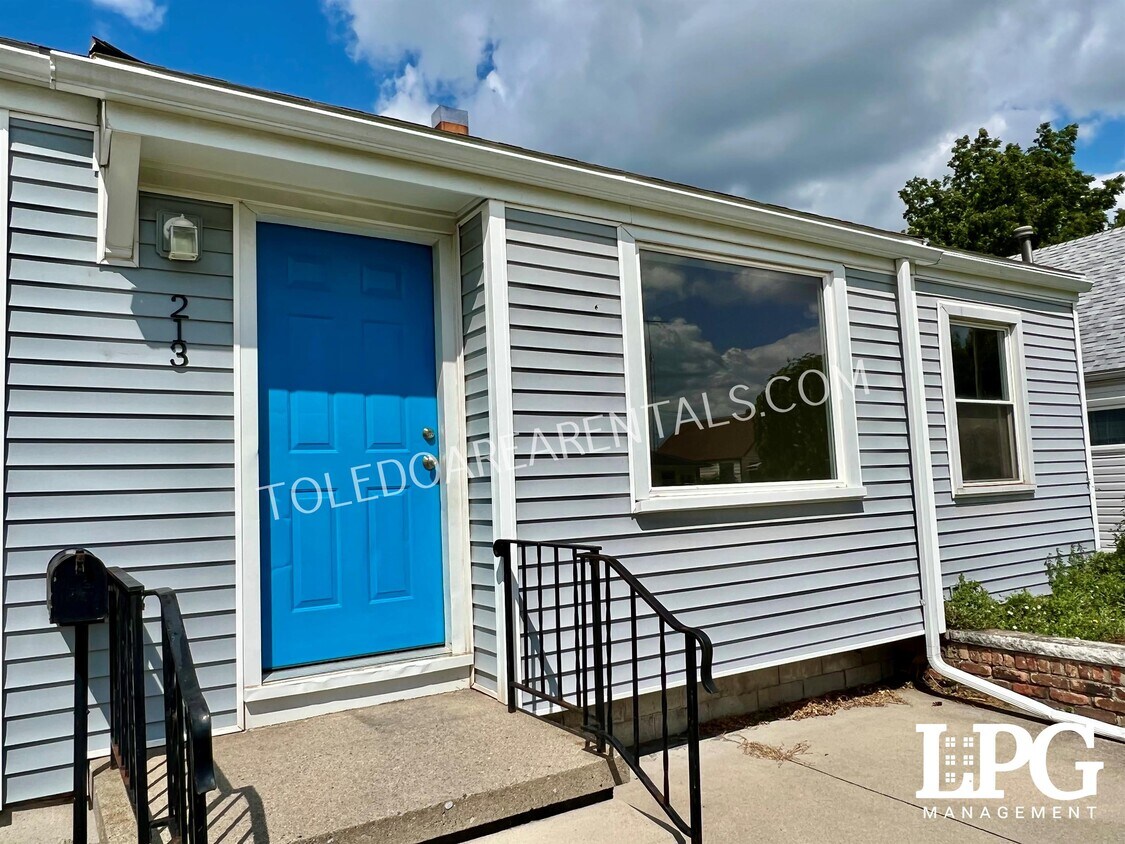 213 Warrington Rd, Toledo, OH 43612 House Rental in Toledo, OH