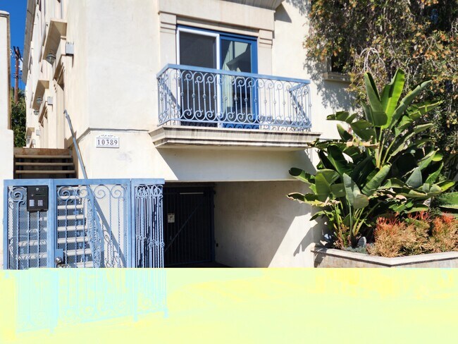 Foto del edificio - 10389 Almayo Ave