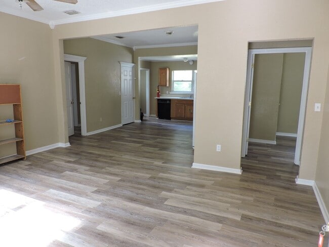 Foto del edificio - 620 SW Highland Ave