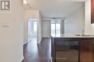 Building Photo - 100 Hayden St