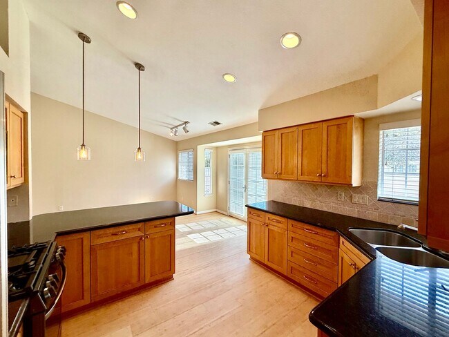 Foto del edificio - Kellogg School District Home with pool and tennis court access