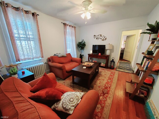 Building Photo - 1 br, 1 bath Condo - 639 Summer St