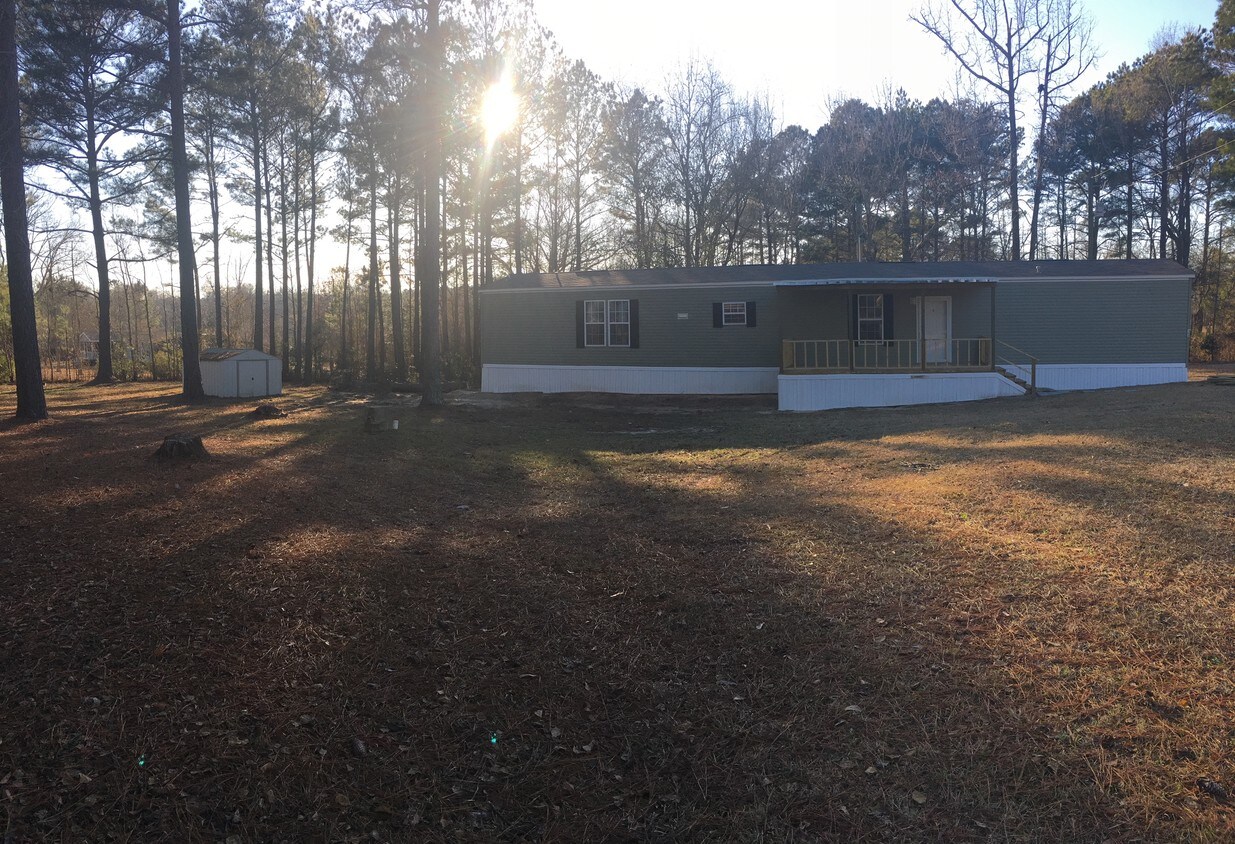 Primary Photo - 142 Electric Ln