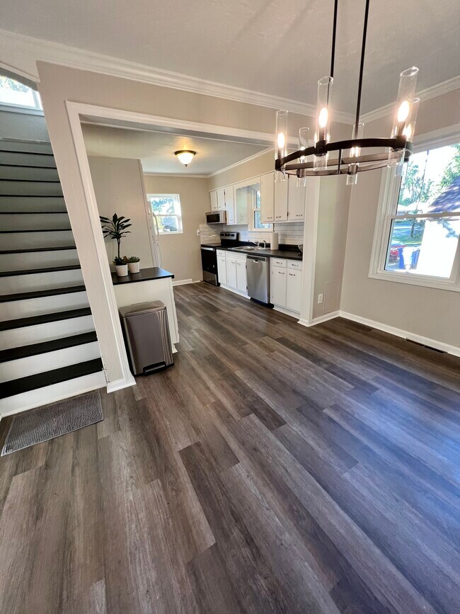 343 Villa Dr, Sellersburg, IN 47172 House for Rent in Sellersburg, IN