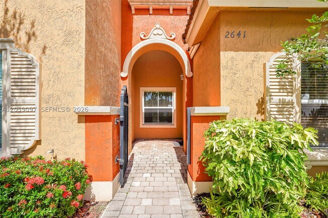 Building Photo - 2641 SW 120th Terrace