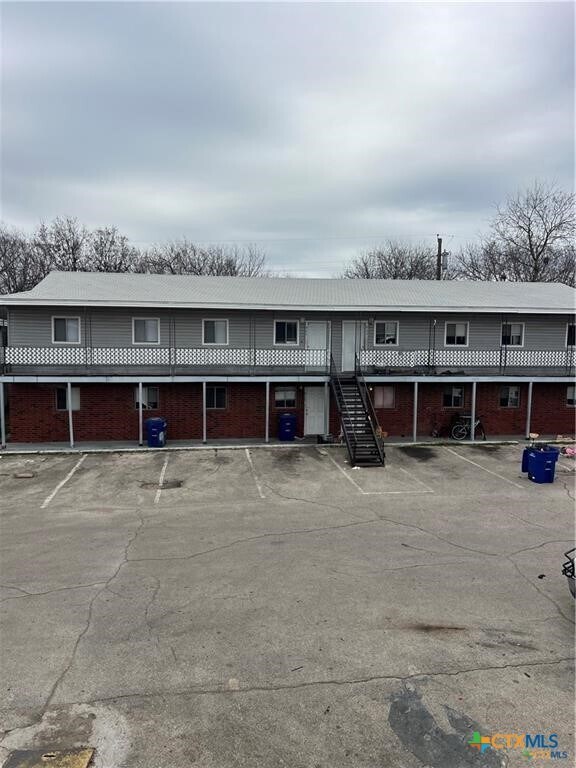 Primary Photo - 915 S 15th St