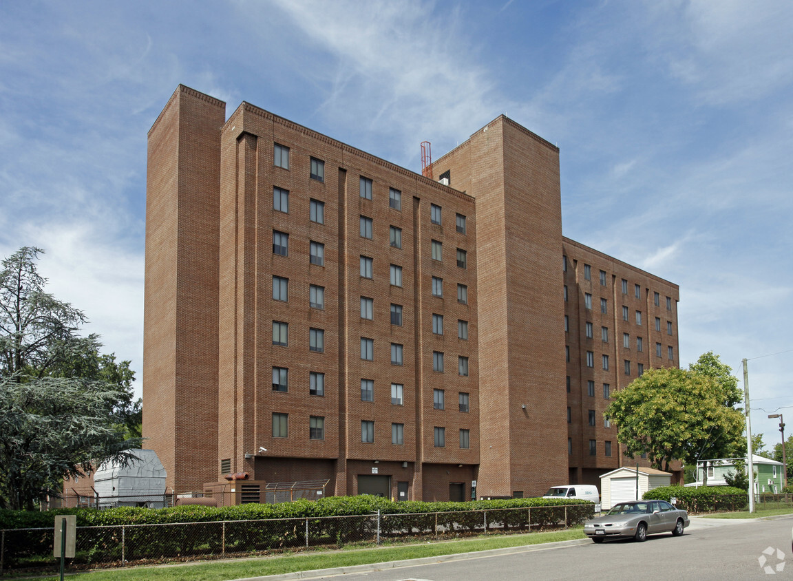 Foto principal - Housing Authority-elderly Building