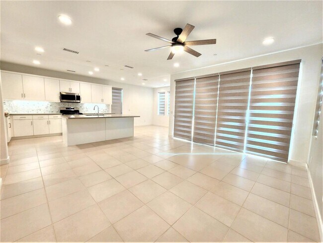 Foto del edificio - 35770 McCarthy St