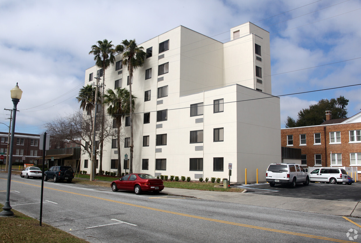 Foto del edificio - Plant City Towers Apartments