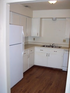 Building Photo - 2807 Longmire Dr