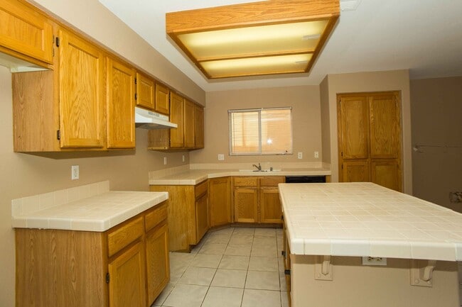 Building Photo - 6562 Hayden Peak Ln
