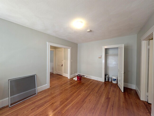 Foto del edificio - 145 Summer St