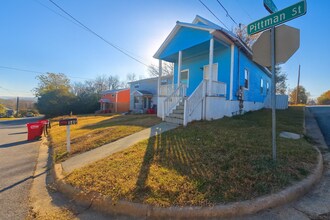 Building Photo - 346 Pittman St