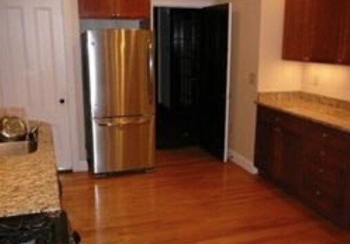 *Pictures are representative samples of the advertised unit. In some cases, the actual units you tou - 5 Barstow St