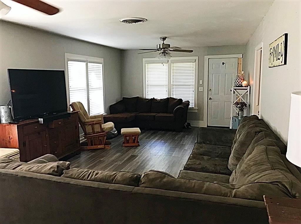 324 Oilfield Rd, Alvin, TX 77511 House Rental in Alvin, TX