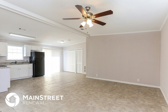 Foto del edificio - 7303 Thatcher Ave