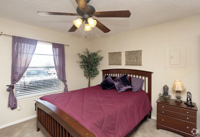 The Residences at Mesa Ridge Apartments Garland, TX