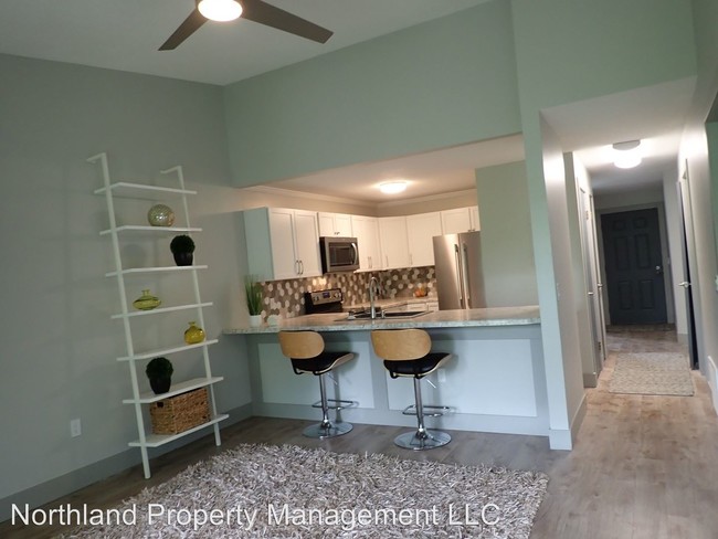 Building Photo - 2 br, 2 bath House - 621 Riverine Drive #304