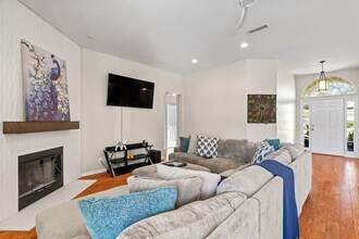 Building Photo - 12160 Irwin Manor Dr
