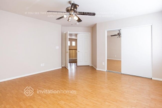 Foto del edificio - 8760 Wallaby Ln