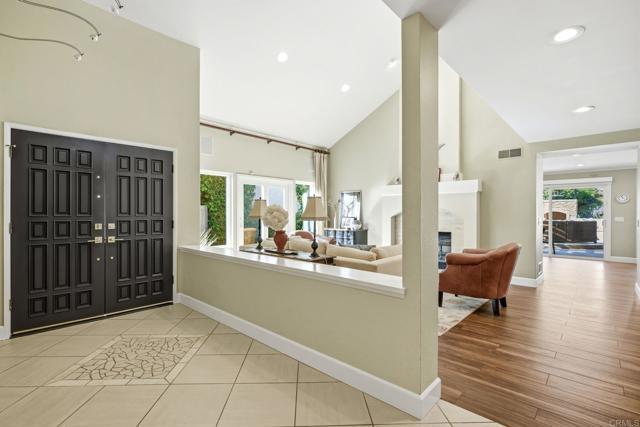 Foto del edificio - 13184 Janetta Pl