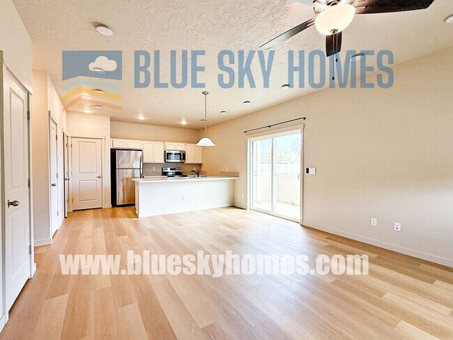 Foto del edificio - 2312 E Spice Lp