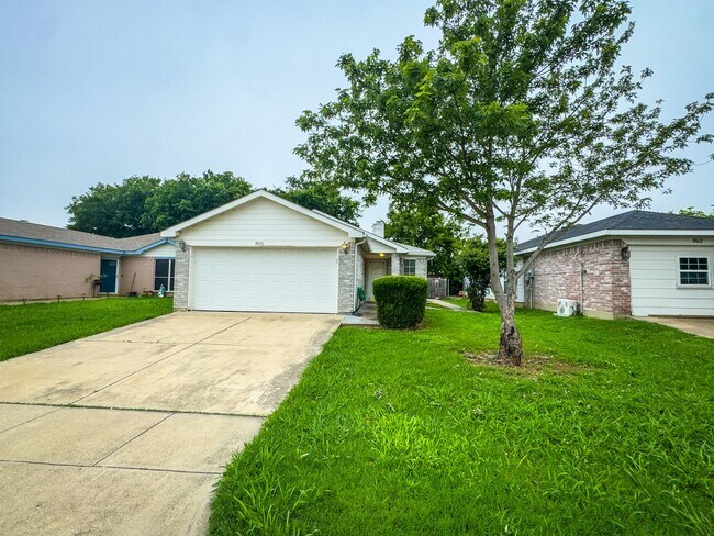 Foto del edificio - 3 Bed, 2 Bath Ft Worth Home in Burleson IS...