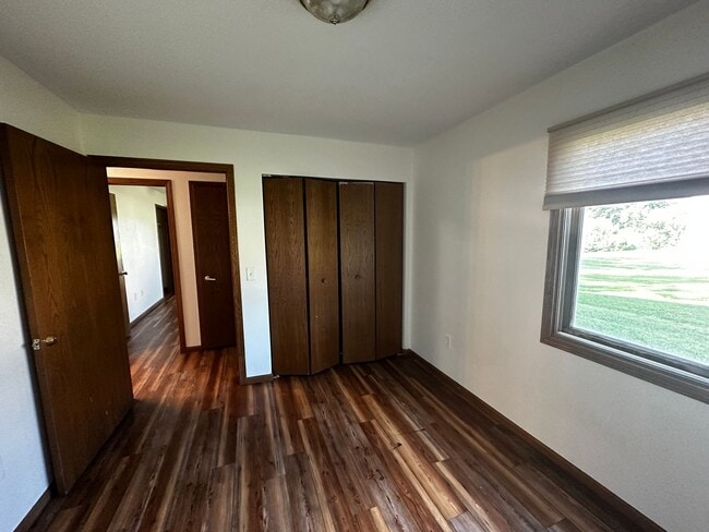 Building Photo - 138-138 Talon Pl