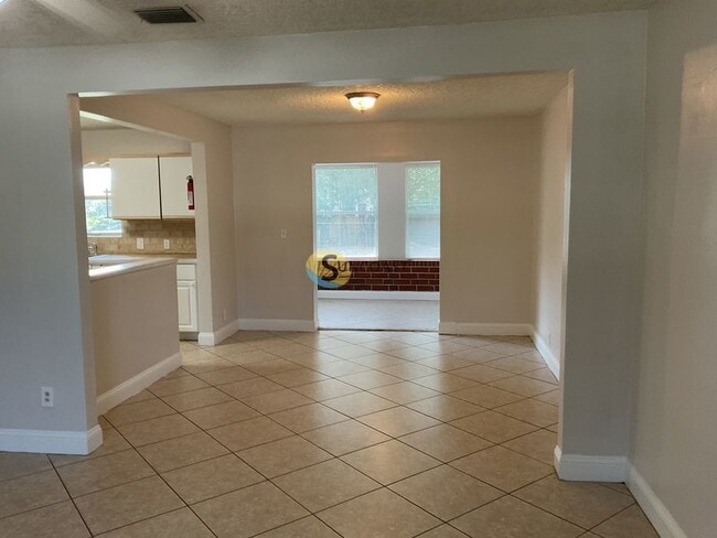 Building Photo - 3235 Holly Berry Ln