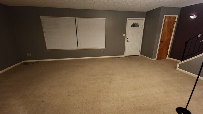 Foto del edificio - 3408 Baltimore Ave