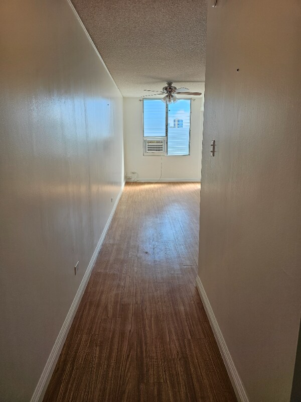1559 Thurston Ave Unit 404, Honolulu, HI 96822 Room for Rent in
