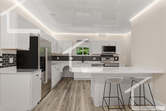 Foto del edificio - Fantastic Apt!  Cat & Small Dog Friendly! ...