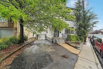 Building Photo - 1111 Farm Rd