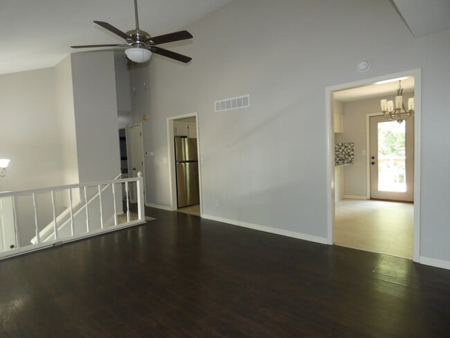 Foto del edificio - 8502 Orchard St